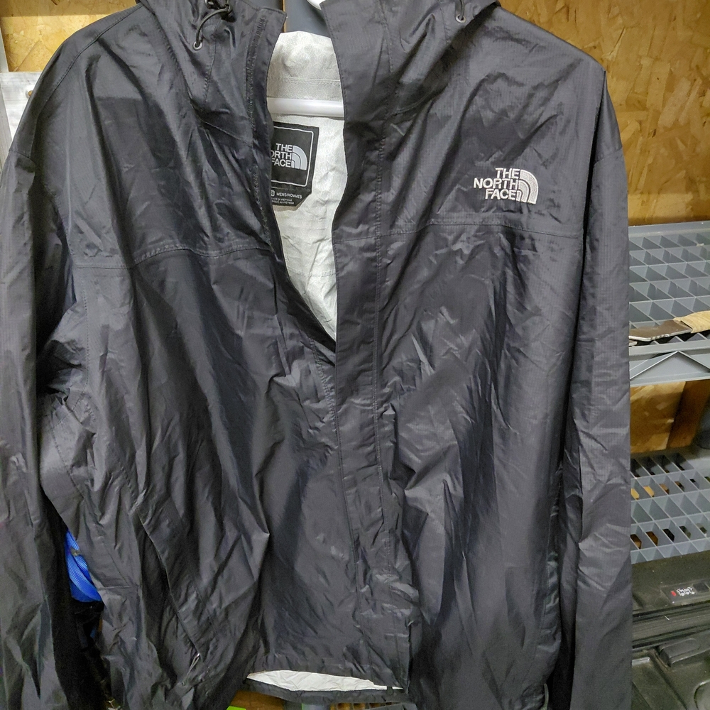 The North Face Men's Charcoal Windbreaker